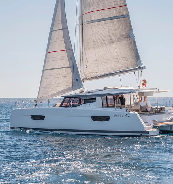 charter sailboat martinique